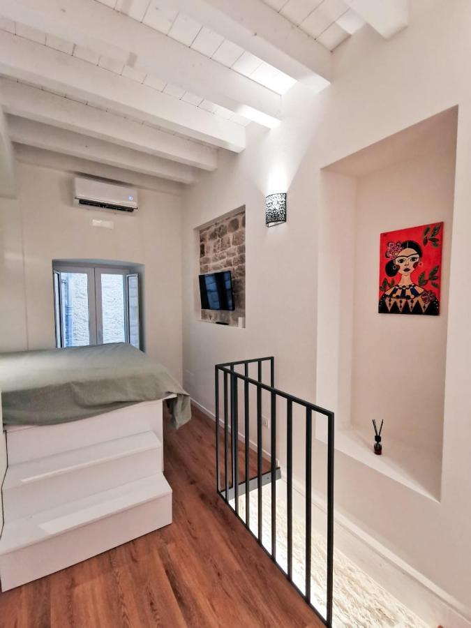Apartment Corte San Triggiano 13 Citta Vecchia, Bari